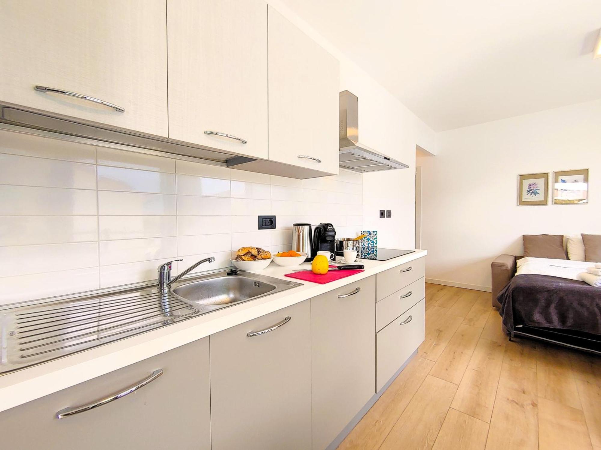 Dascio Emotion Ferienwohnung Mit Terrasse Am See Luaran gambar
